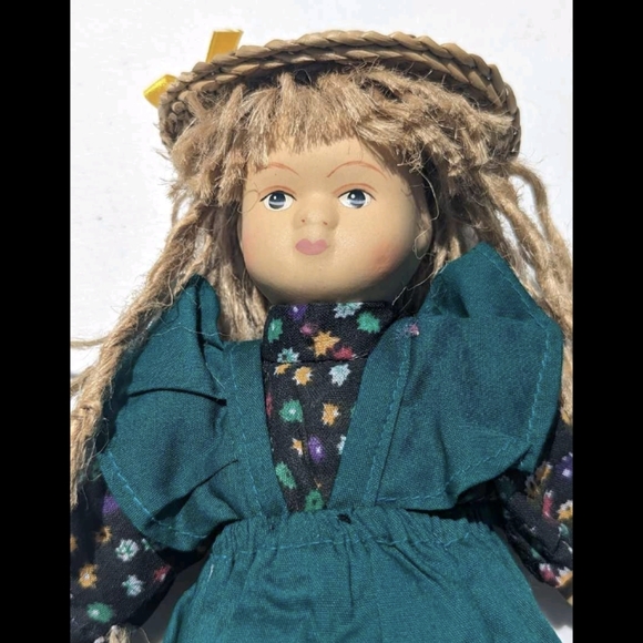 Vintage Bisque Porcelain Doll - Picture 5 of 5